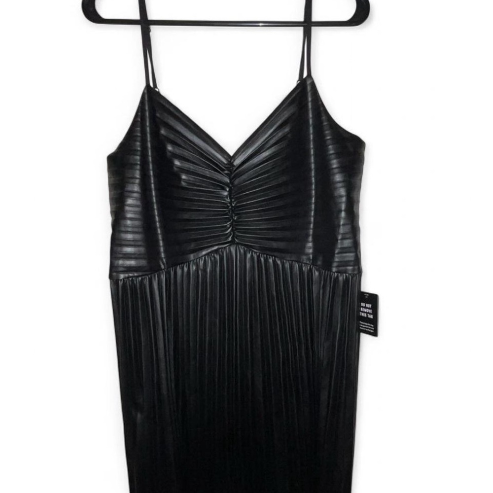 Express Black Strapless Pleated Dress